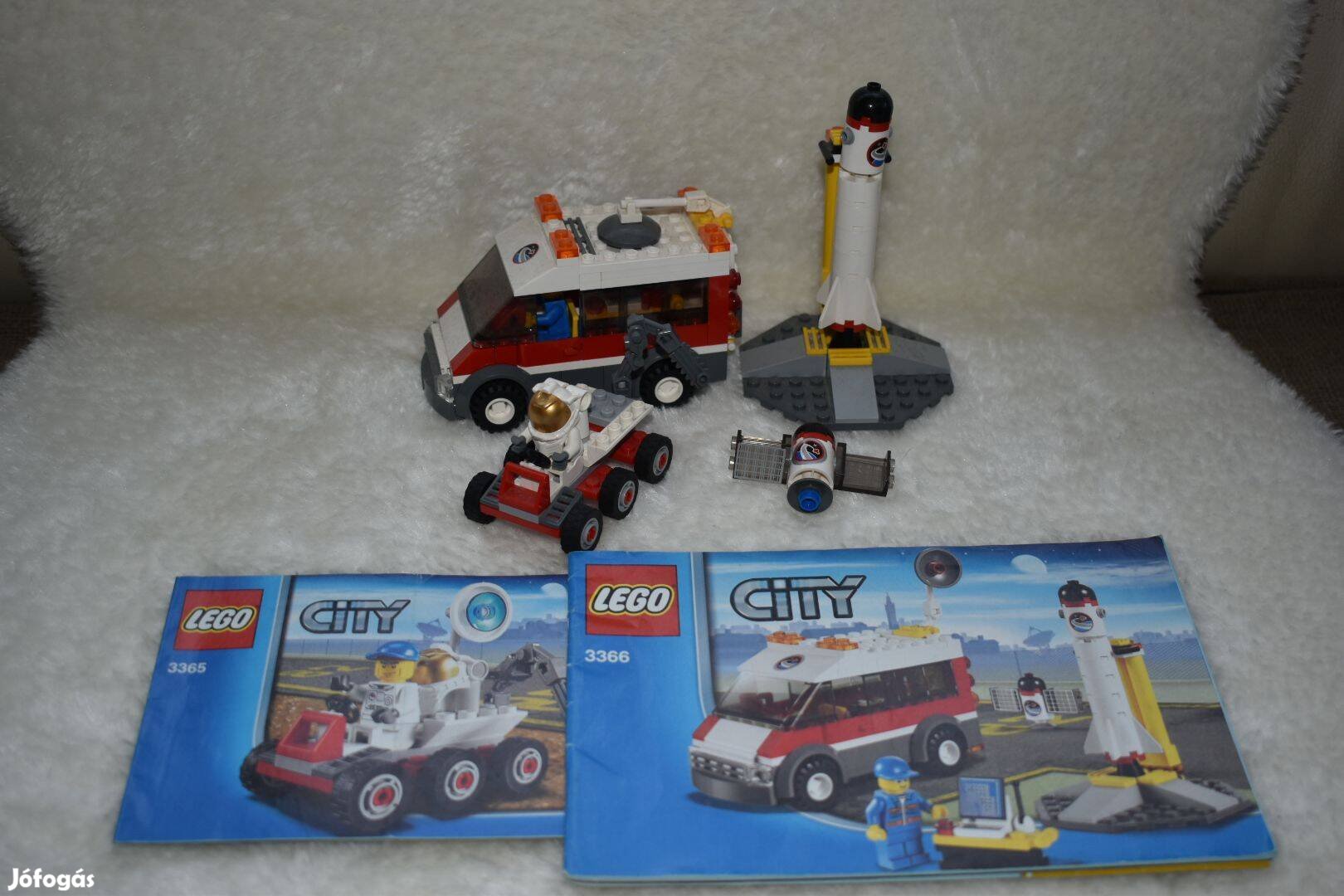 Lego City 3365 + 3366 (Holdjáró + Műholdkilövő állomás)