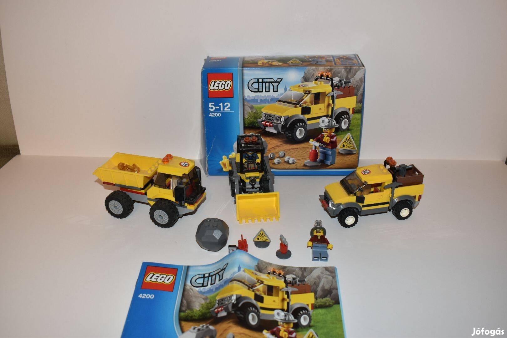 Lego City 4200 (4x4-es bányagép + 2 bányaautó)