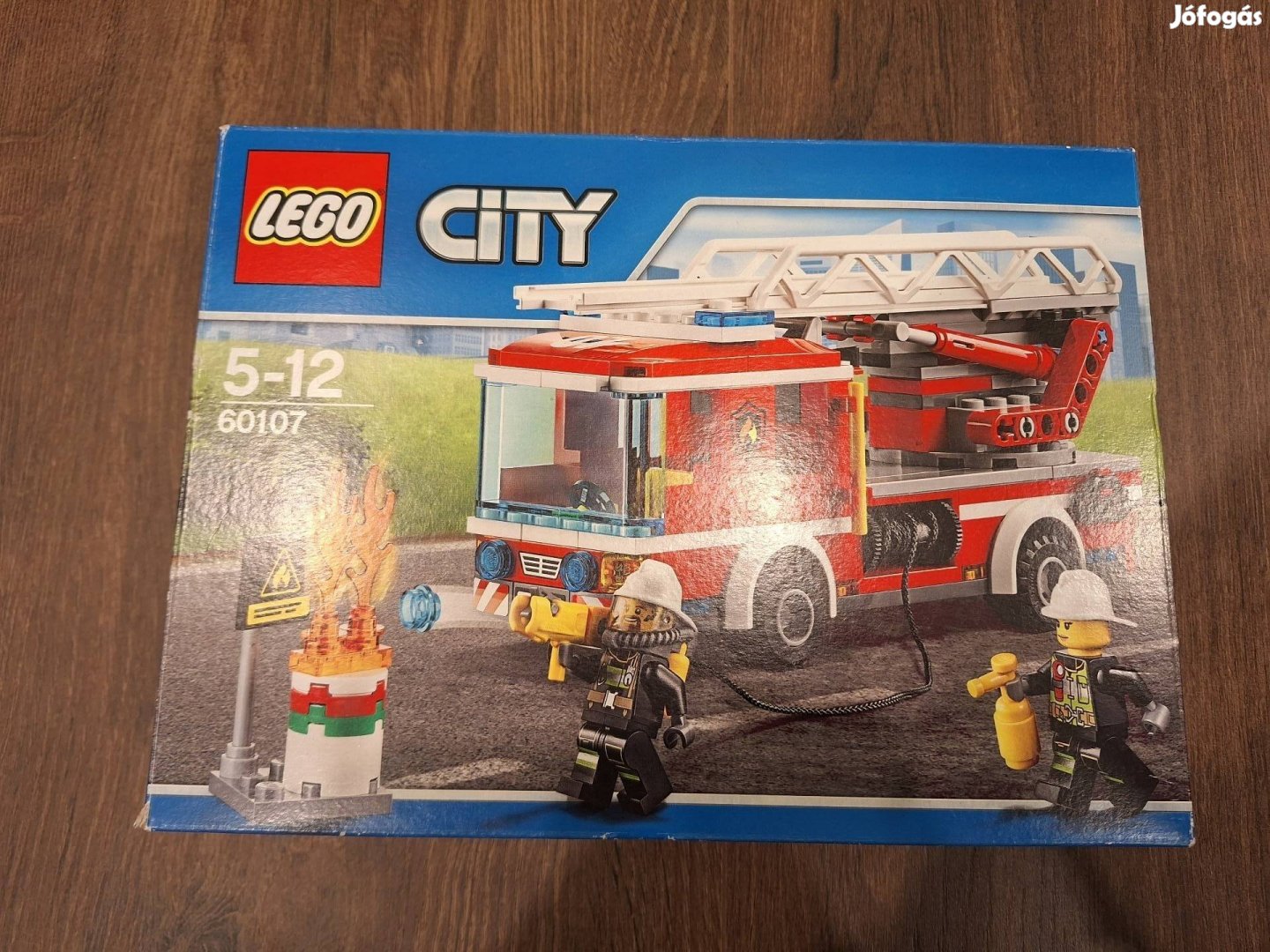 Lego City 60107-Létrás tűzoltóautó