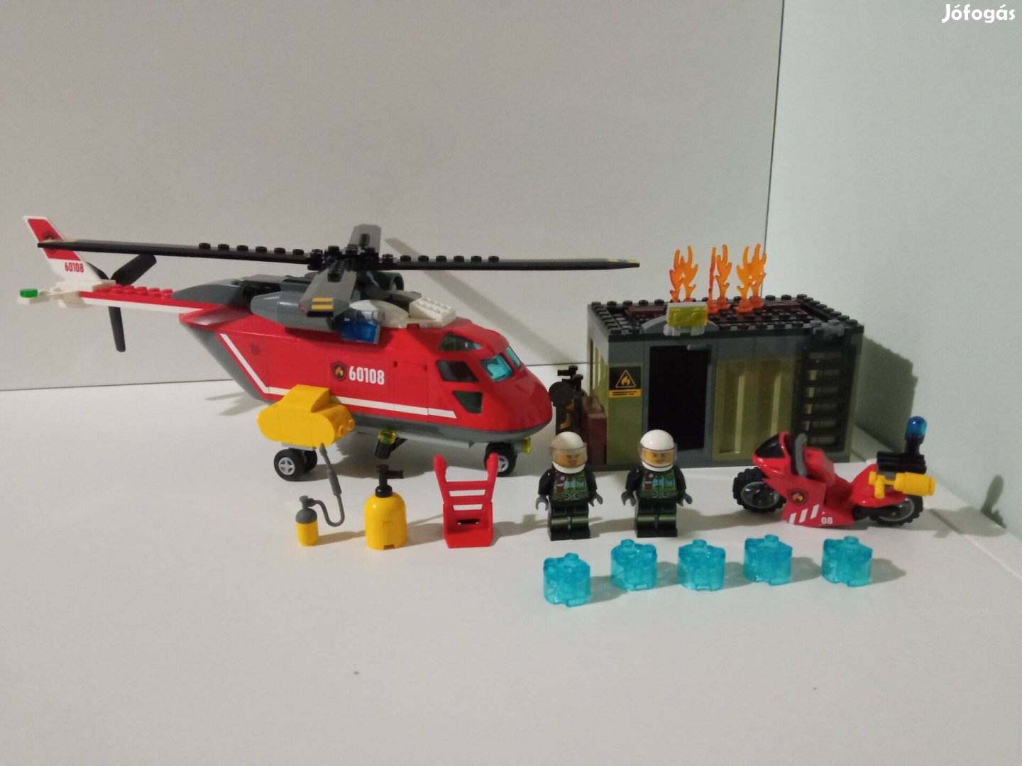 Lego City 60108 Sürgősségi tűzoltó egység ( helikopter )