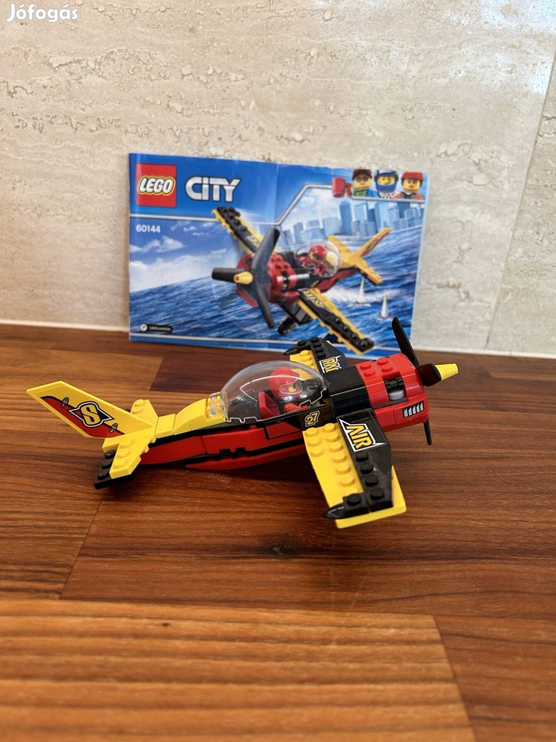 Lego City 60144 versenyrepülőgép