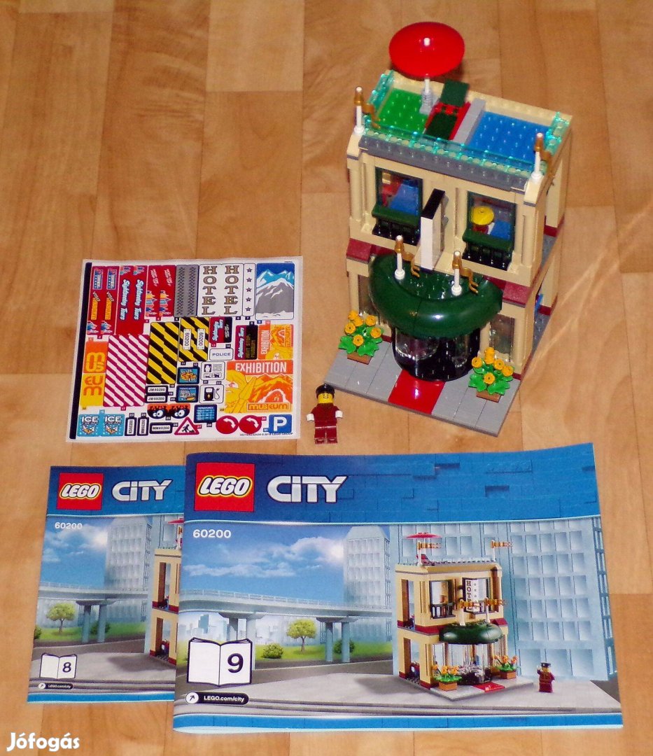 Lego City 60200 Capital City készletből a hotel