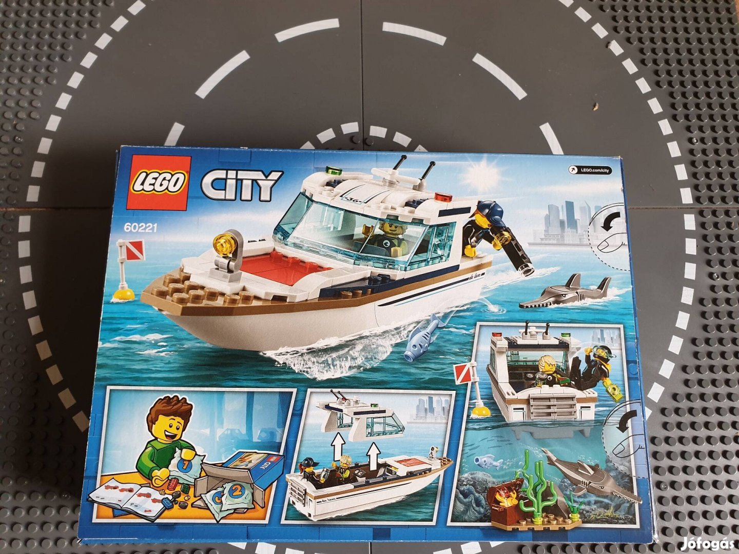 Lego City 60221 búvárjacht új Gyereknap