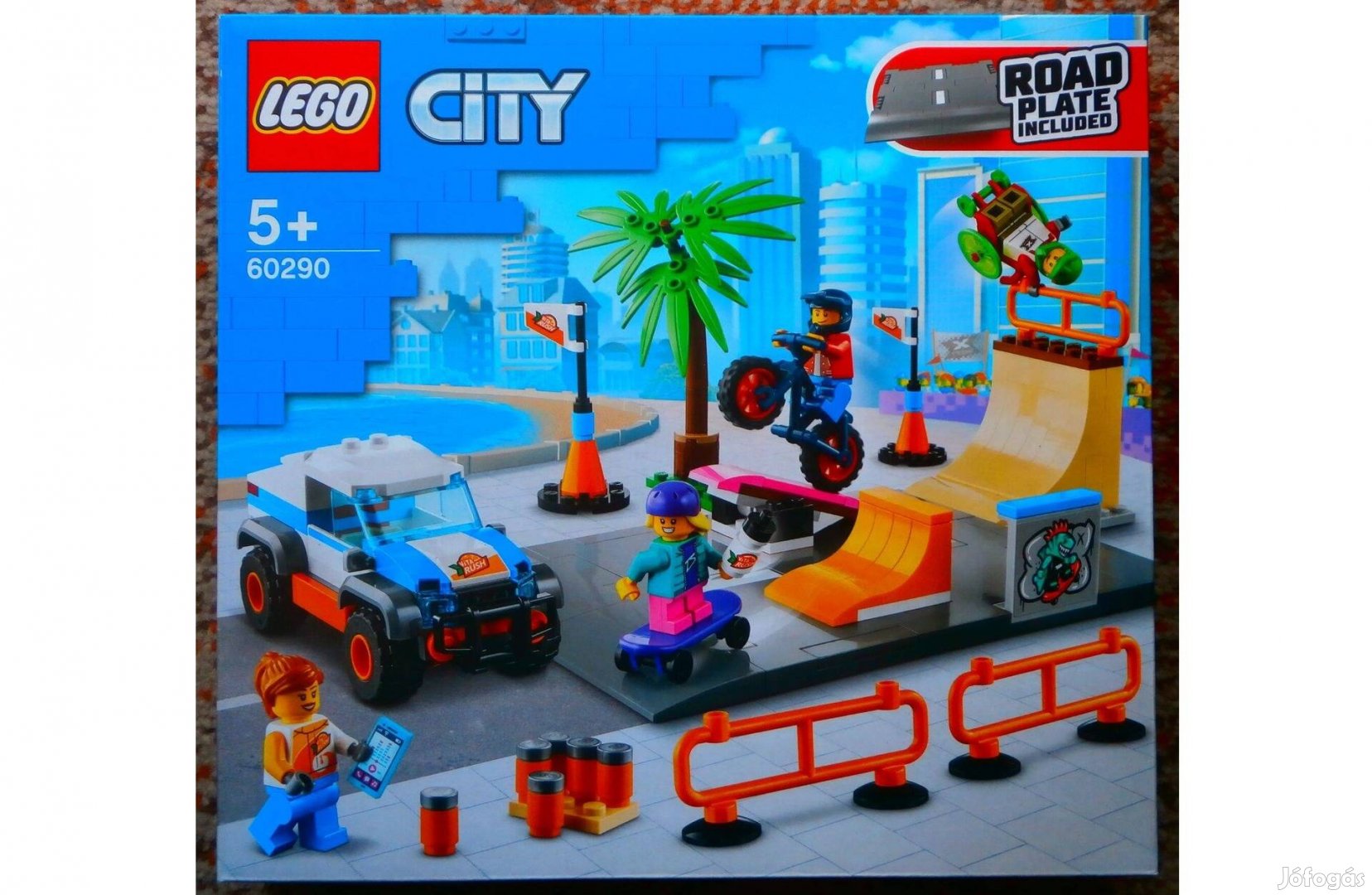 Lego City 60290 Gördeszkapark - Új, bontatlan