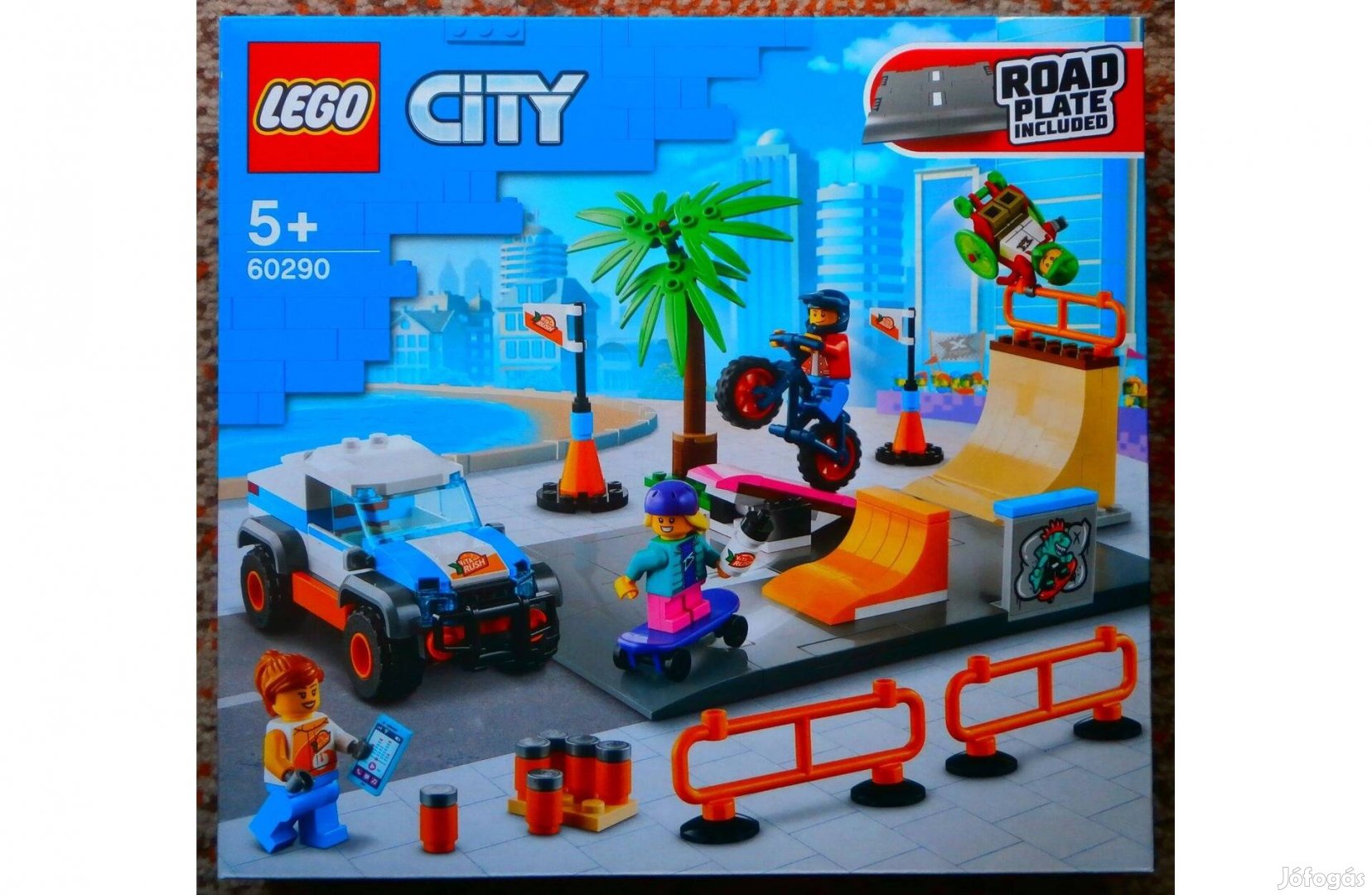 Lego City 60290 Gördeszkapark - Új, bontatlan