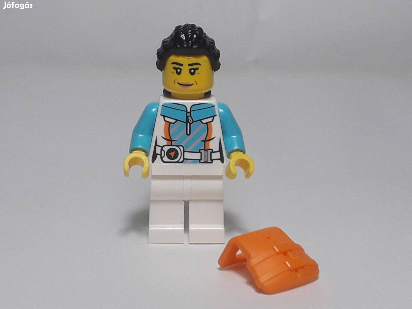 Lego City Arctic 60377 Arctic Explorer Női minifigura Mentőmellényben