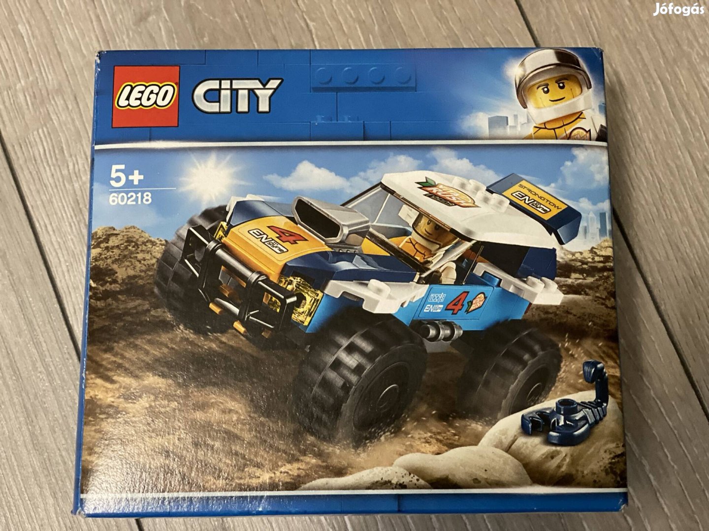 Lego City: Sivatagi Rally versenyautó