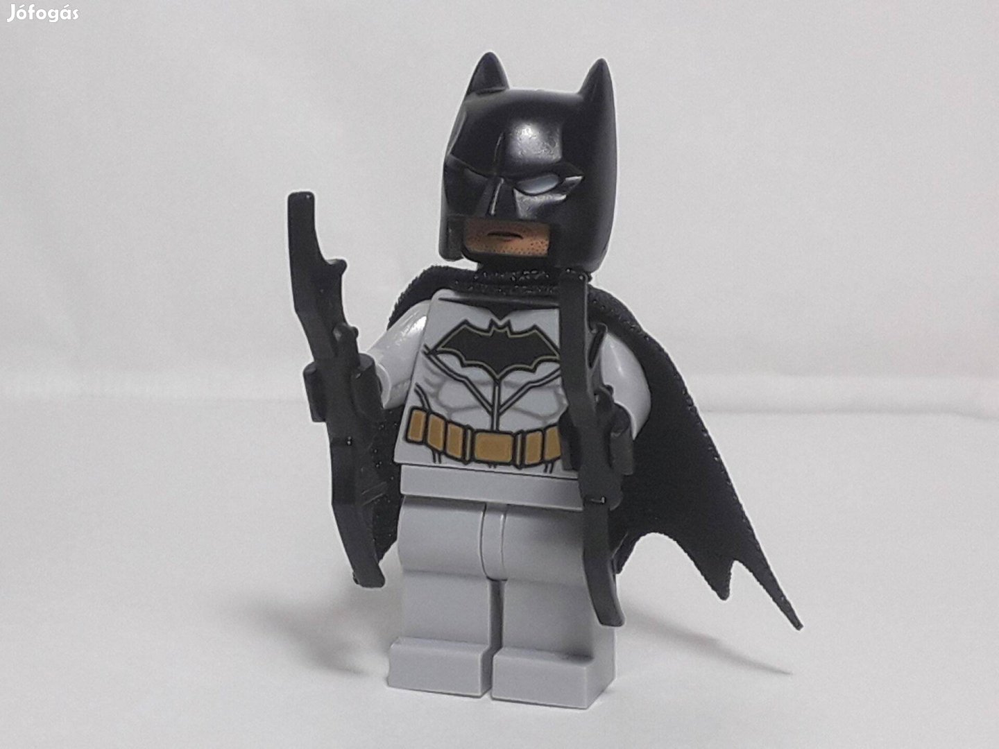 Lego DC Superheroes 76111 Batman (light gray suit) Minifigura 2018