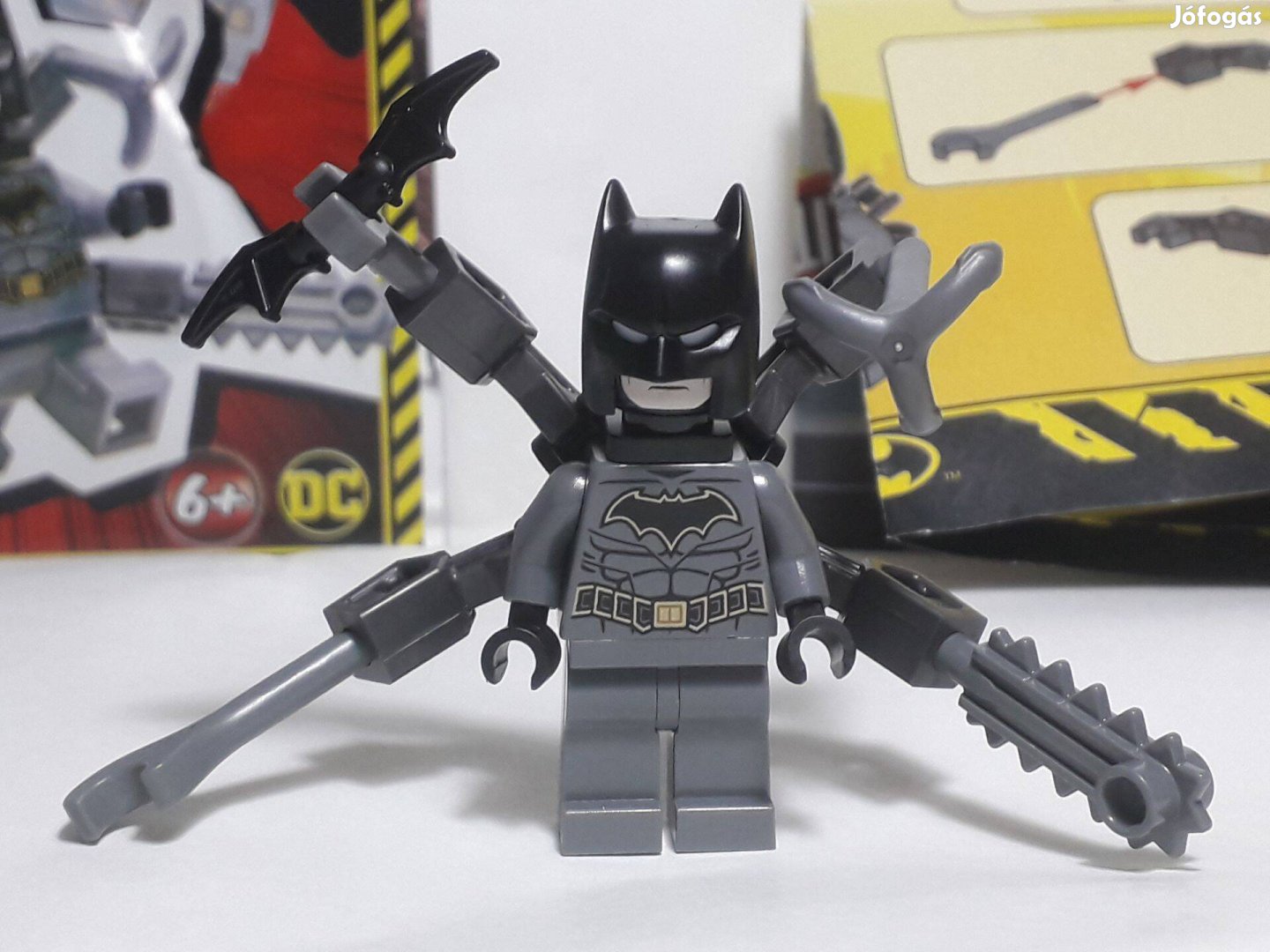 Lego DC Superheroes Batman 4 mechanikus karral Minifigura 2020