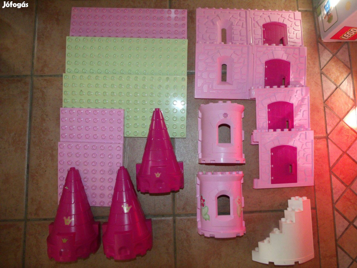 Lego Duplo 4820 Hercegnő kastély alaplap torony bástya lépcső palota