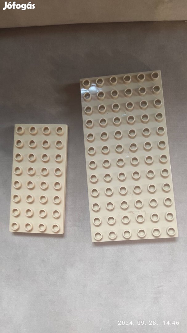 Lego Duplo alaplapok beige színben