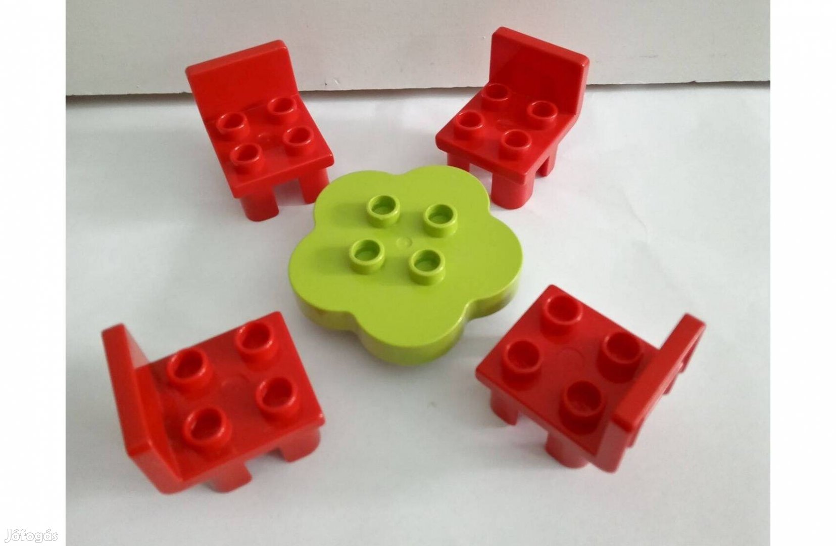 Lego Duplo asztal + 4 szék