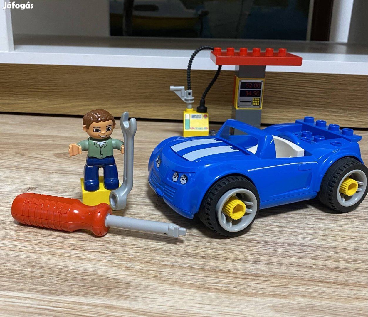 Lego Duplo benzinkút 