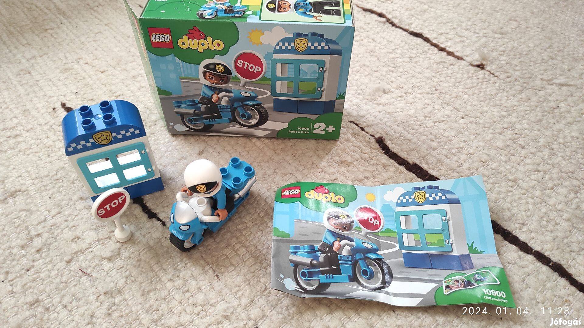 Lego Duplo motoros rendőr (10900) dobozában leírással