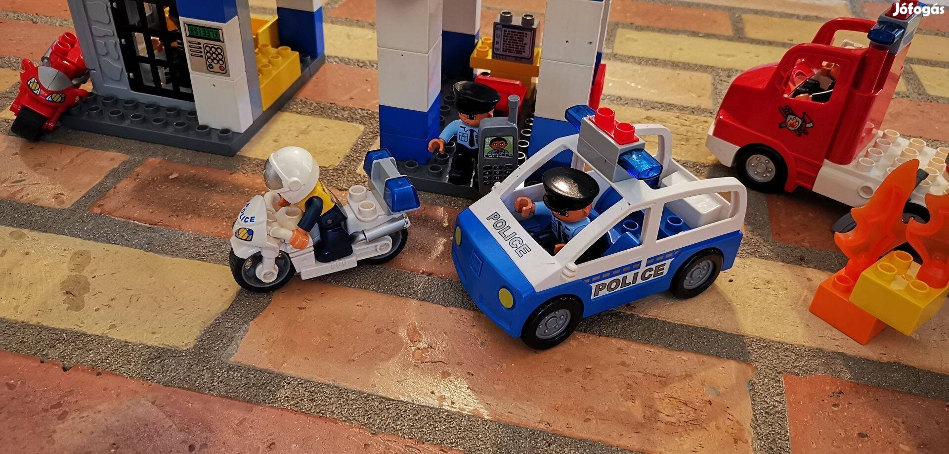 Lego Duplo rendőrségi szett tűzoltóval