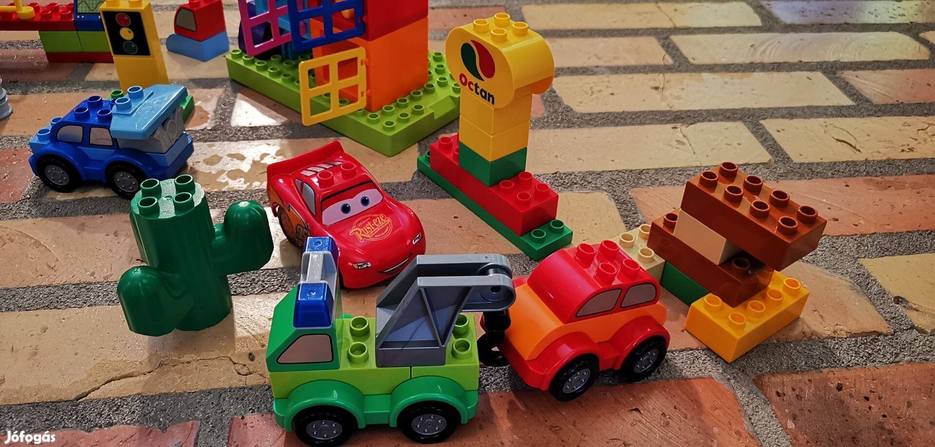 Lego Duplo szerelős készlet Villám Mcquenn-nel