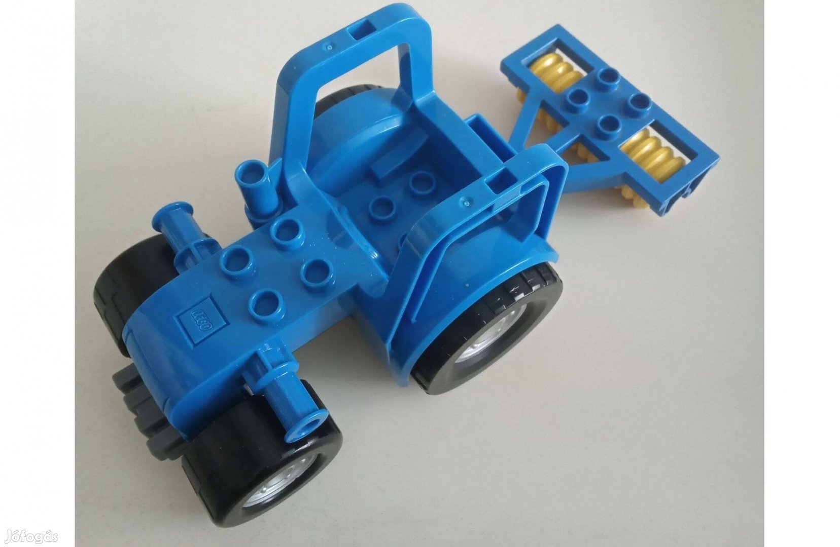 Lego Duplo traktor boronával