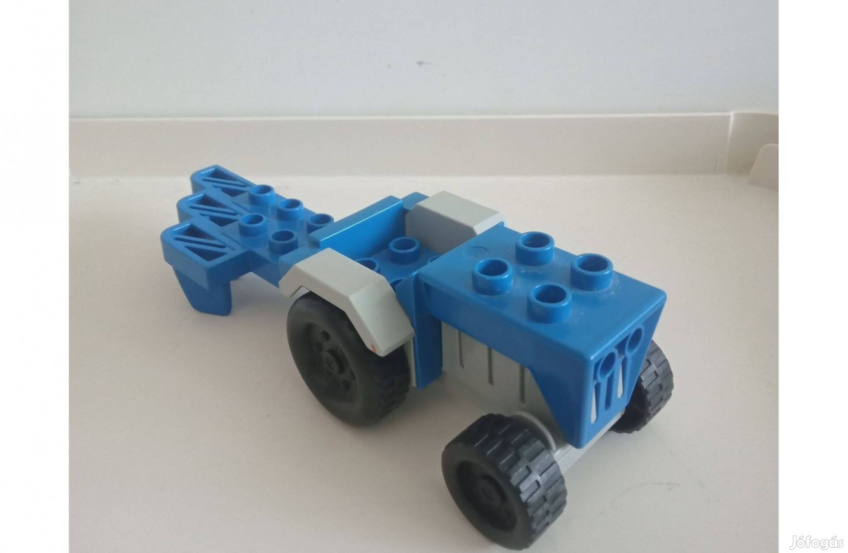 Lego Duplo traktor ekével