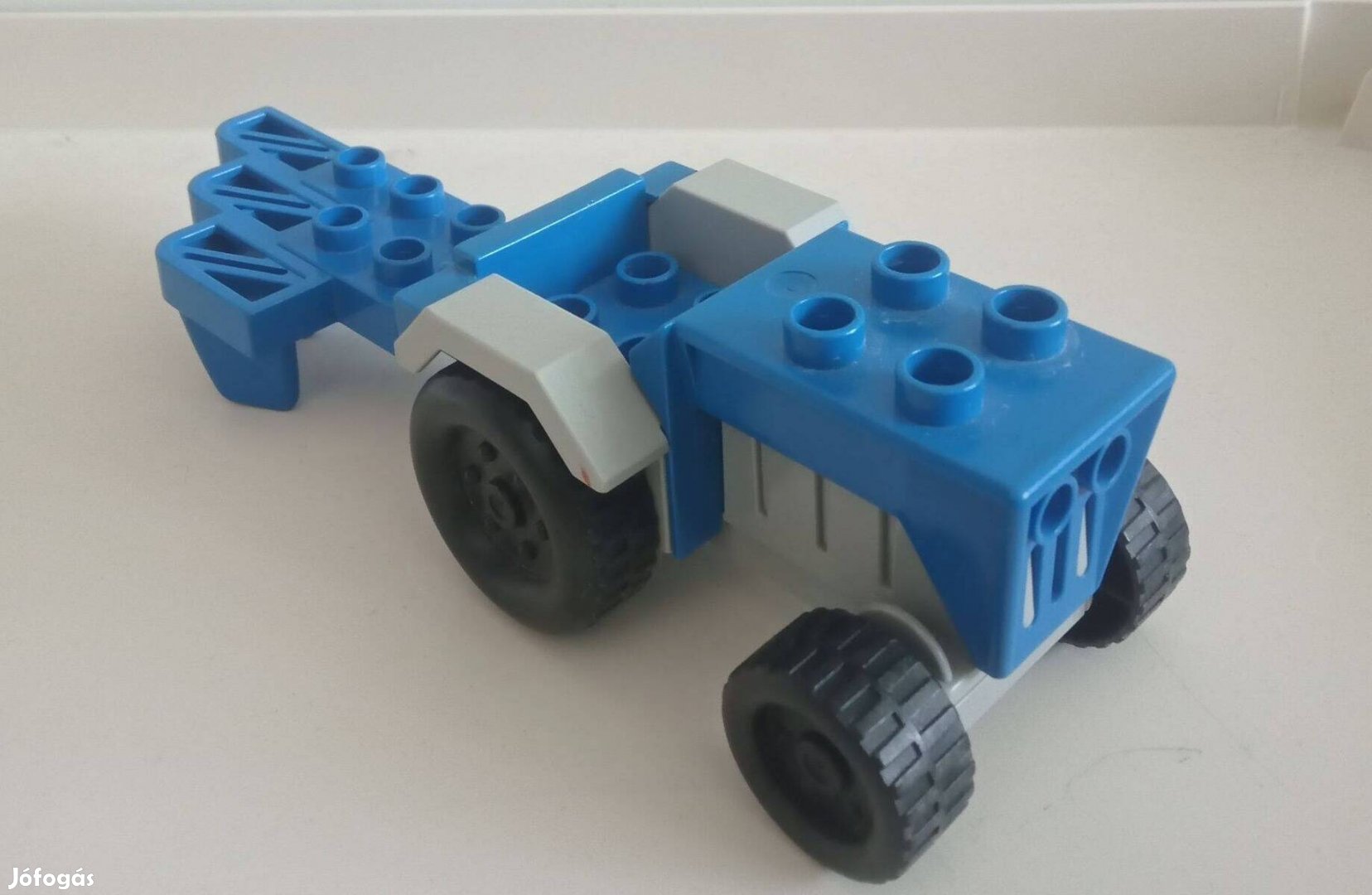 Lego Duplo traktor ekével