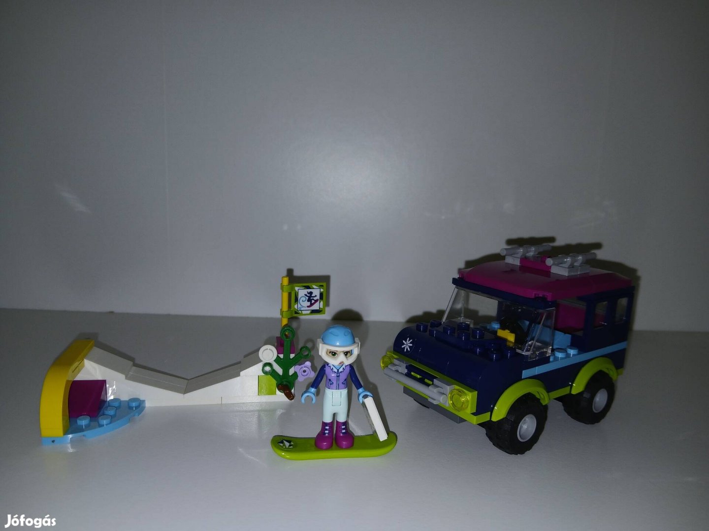 Lego Friends 41321 - Havas üdülőhely terepjáróval