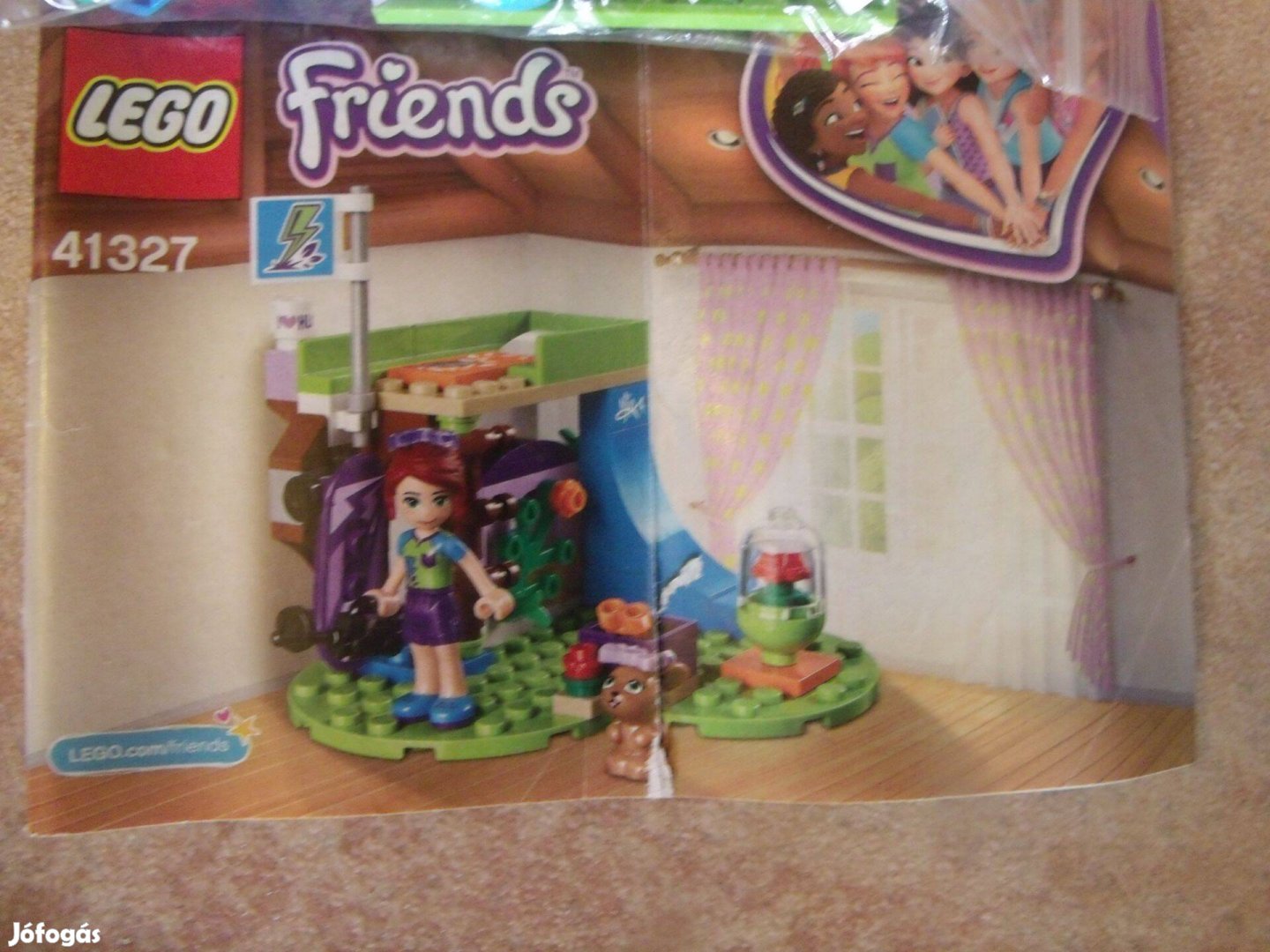 Lego Friends 41327 Mia hálószobája nyuszi gördeszka lombház