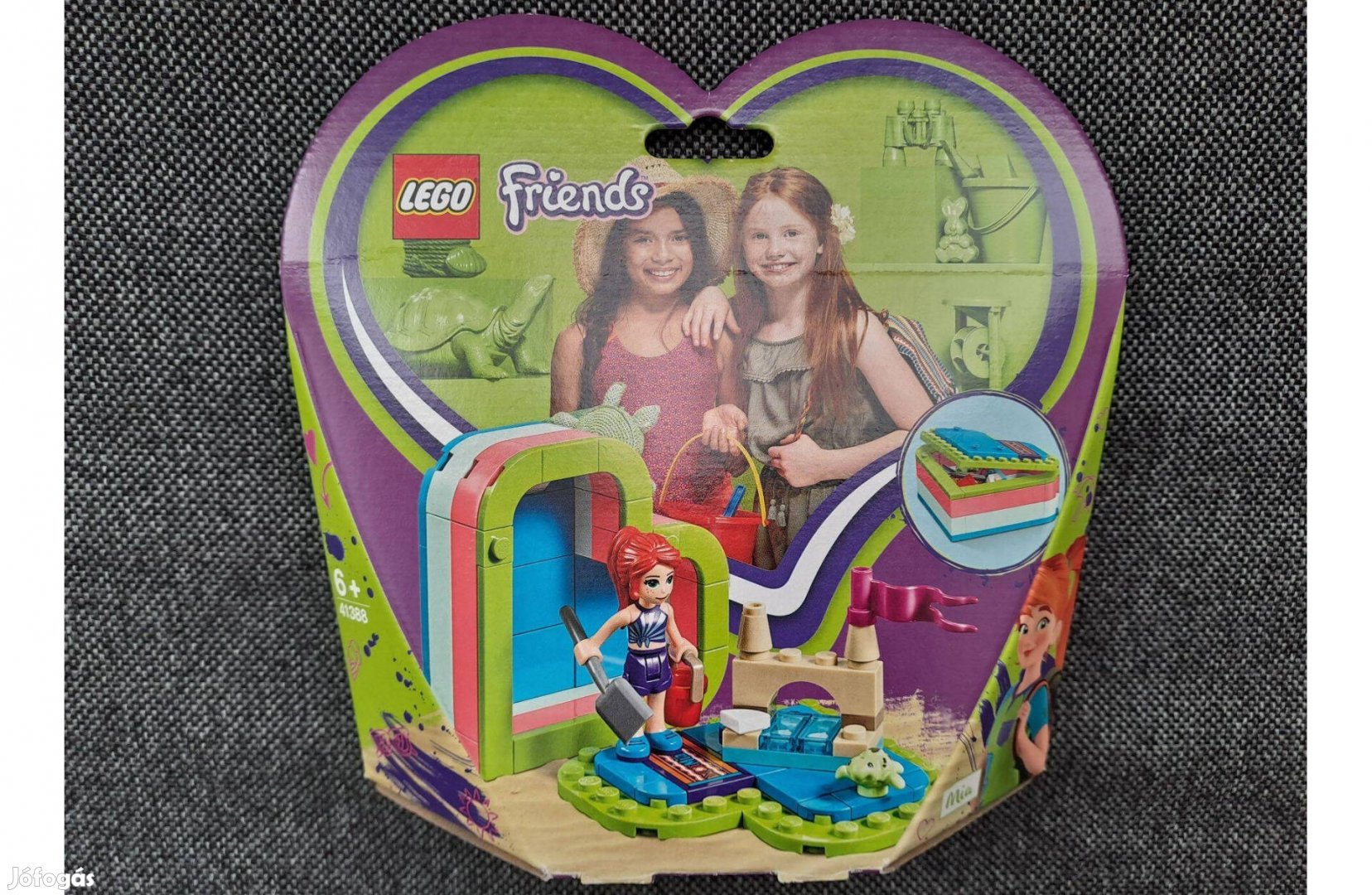 Lego Friends 41388 Mia nyári szív alakú doboza