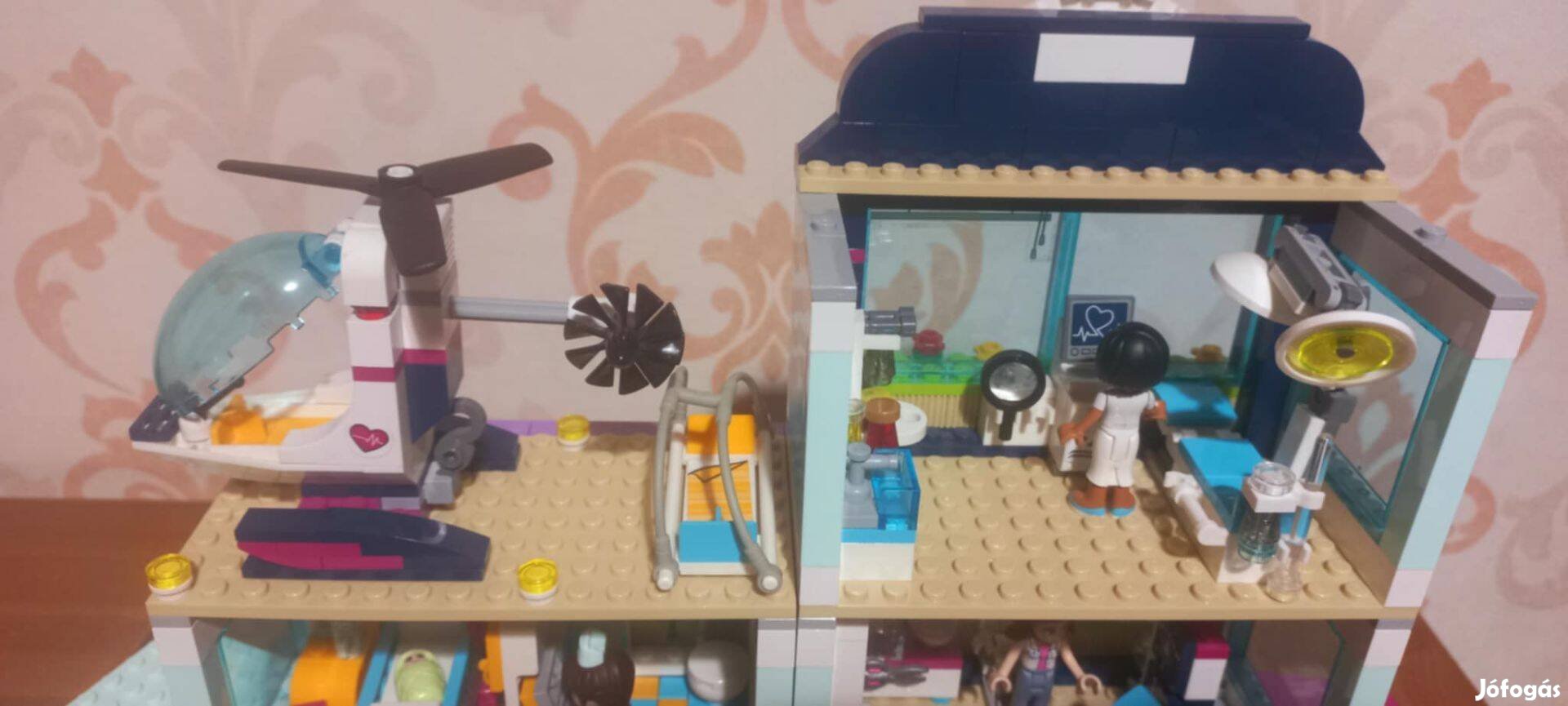 Lego Friends Heartlake korház 41318