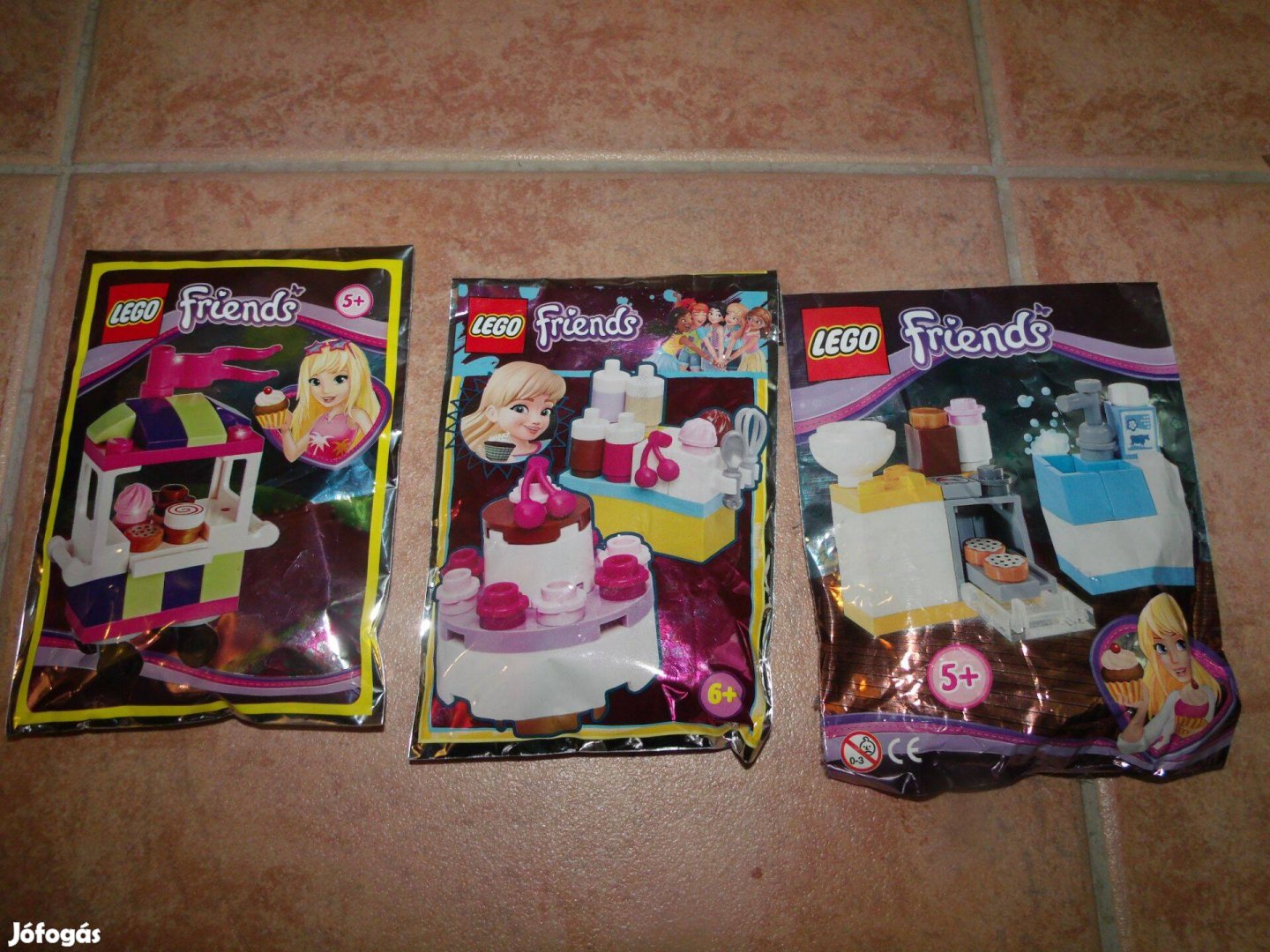 Lego Friends bontatlan mini szettek egyben torta zsúrkocsi sütő konyha