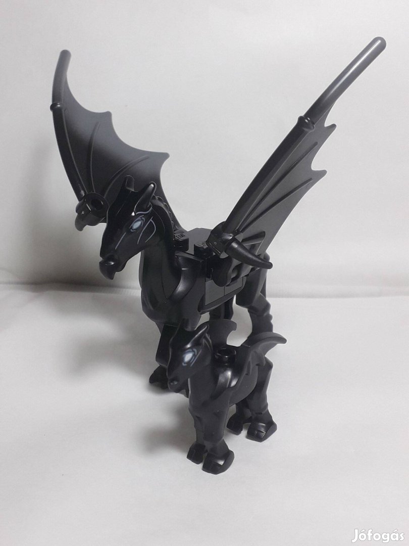 Lego Harry Potter 76400 Thestral és Baby Thestral figurák 2022