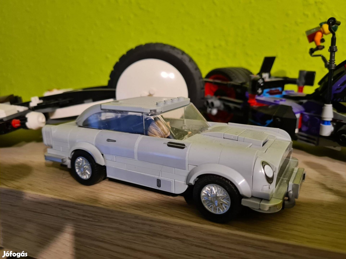 Lego James Bond autó 