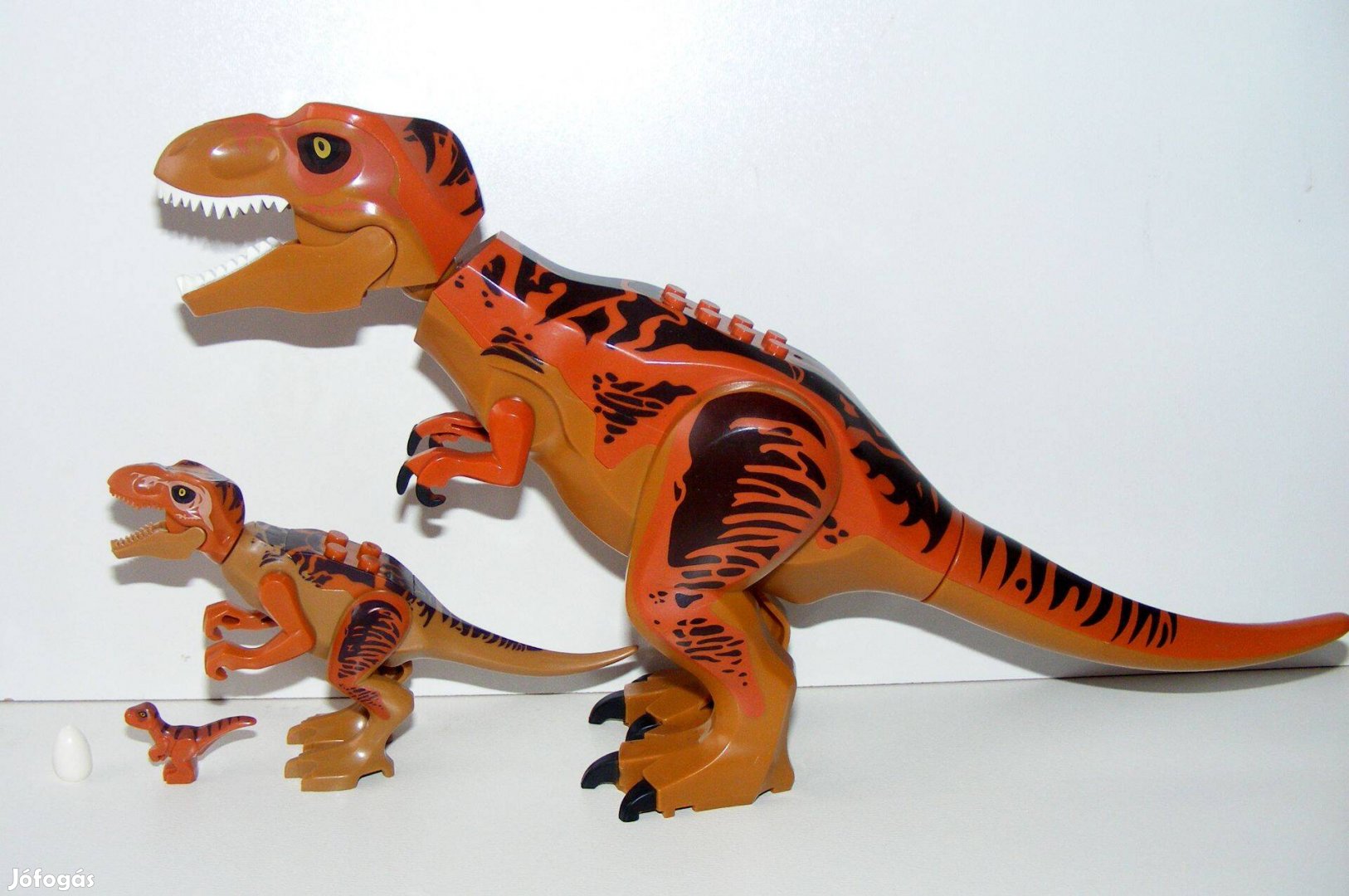 Lego Jurassic World dinoszaurusz figura dínó T-rex család