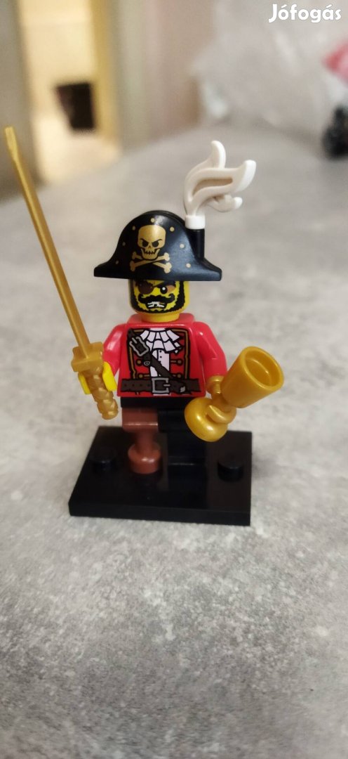 Lego Kalóz kapitány figura (col08-15)