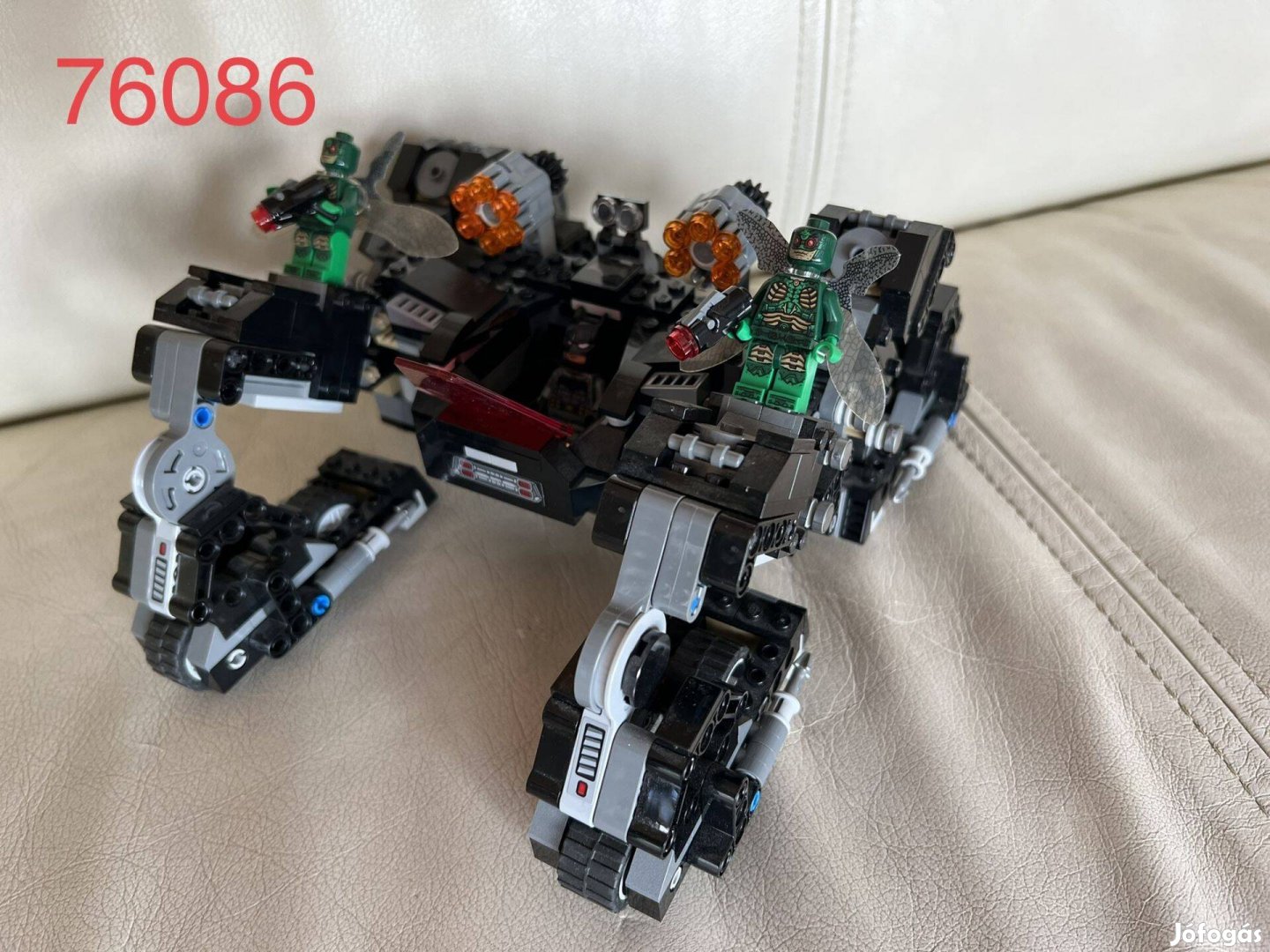 Lego Marvel 76086 ( Lovagi lánctalpas támadás az alagútban)