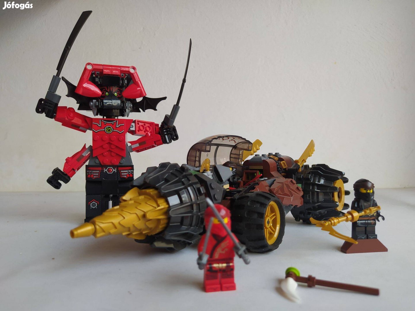 Lego Ninjago 70669 Cole földfúrója szép állapotban