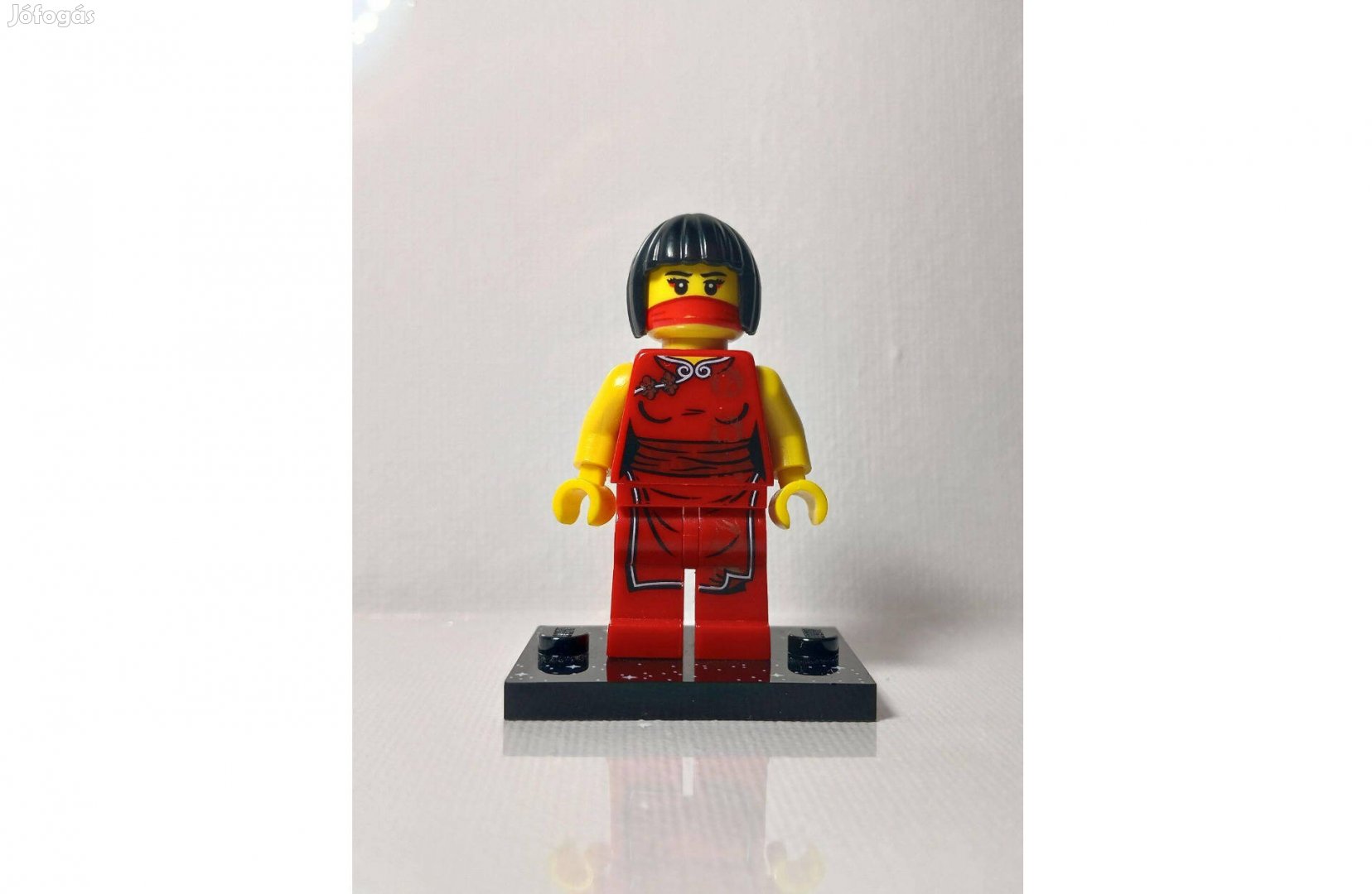 Lego Ninjago Nya Minifigura, njo012