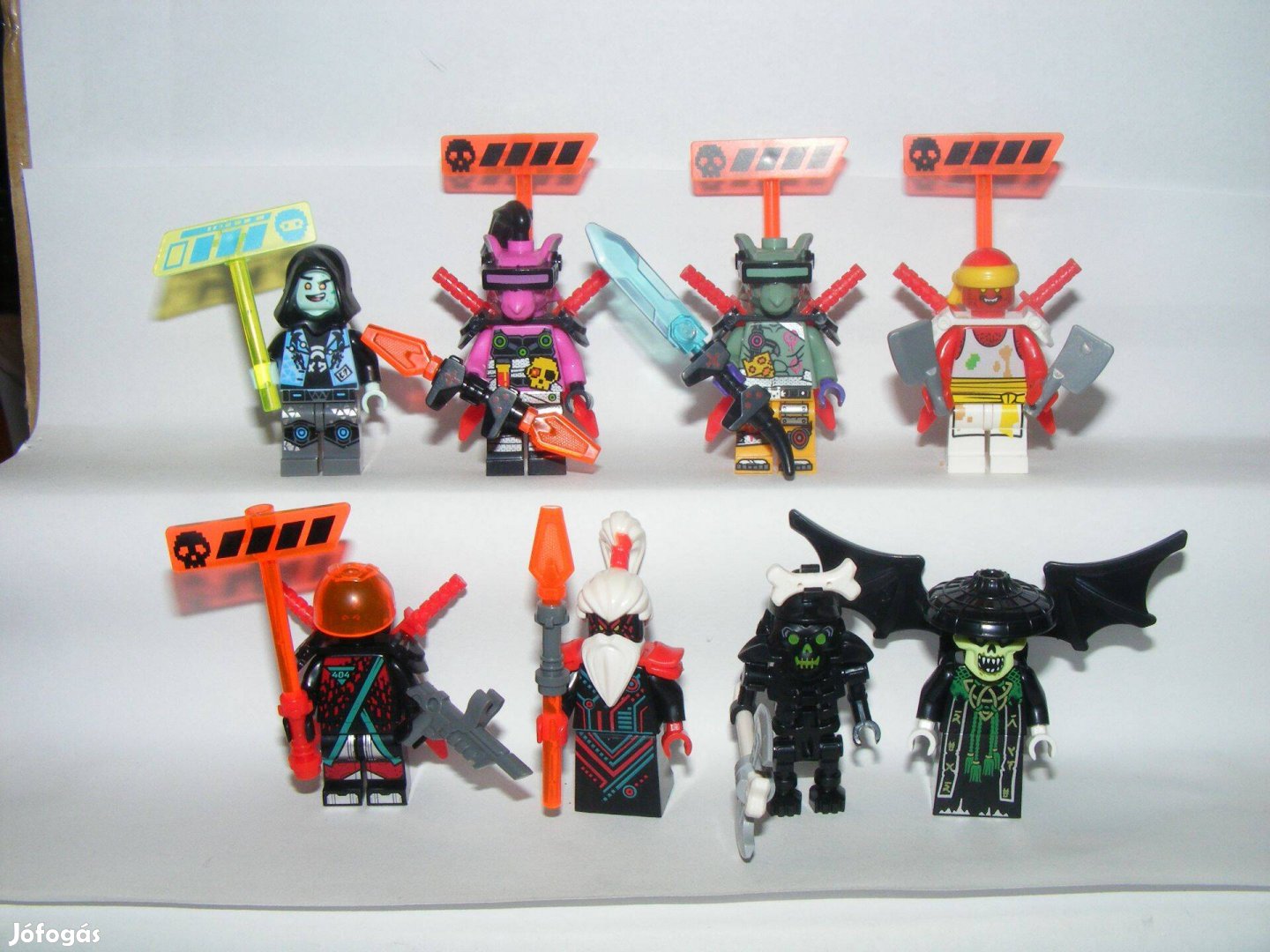 Lego Ninjago figurák Koponyavarázsló Unagami Sushimi Richie