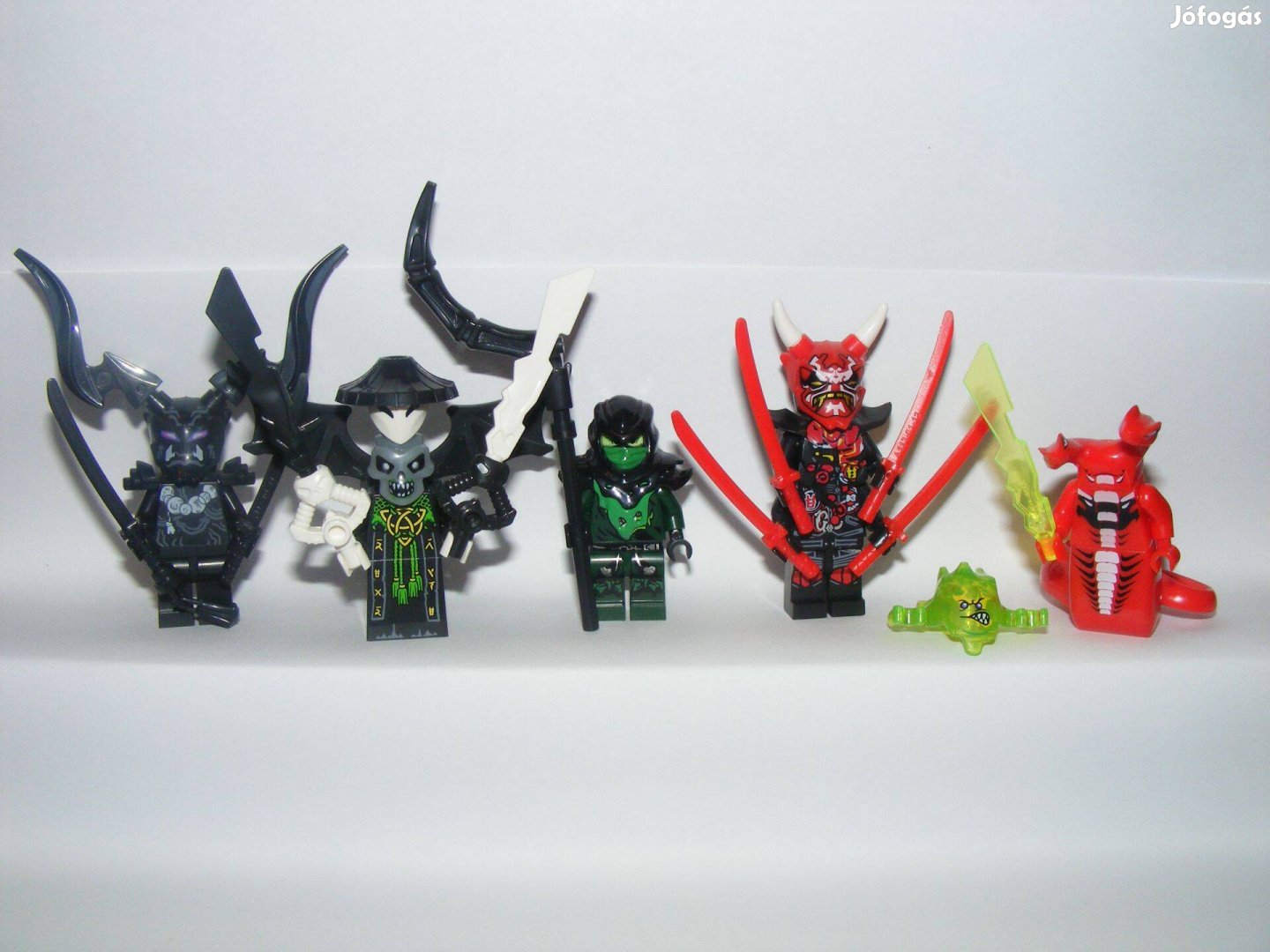 Lego Ninjago figurák Mr. E Fangdam kígyó Koponya varázsló Morro Oni