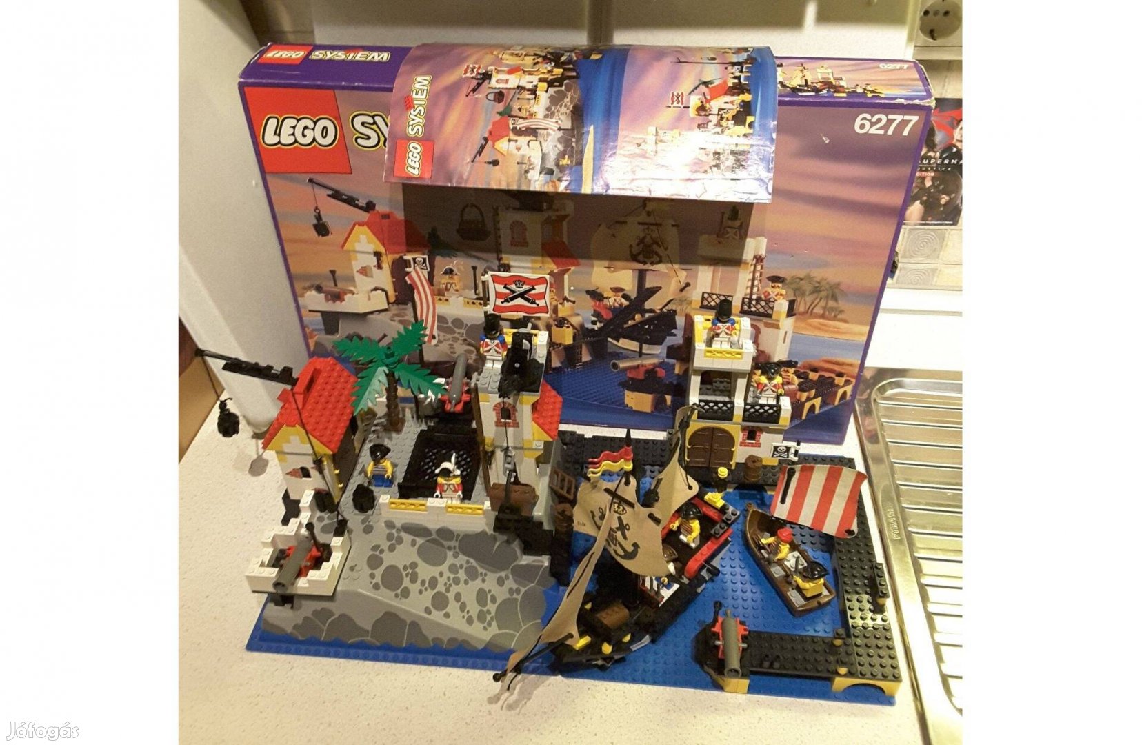 Lego Pirates 6277 Imperial Trading Post + doboz + leírás Hiánytalan