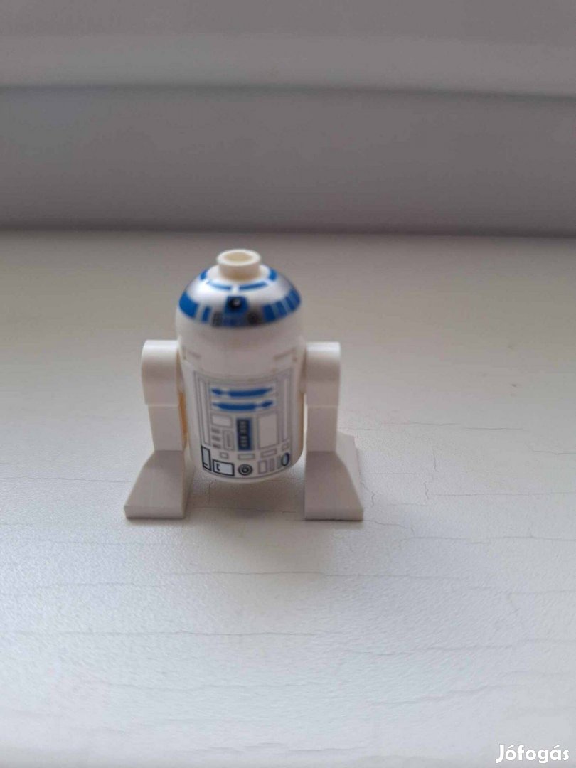 Lego R2-D2 figure