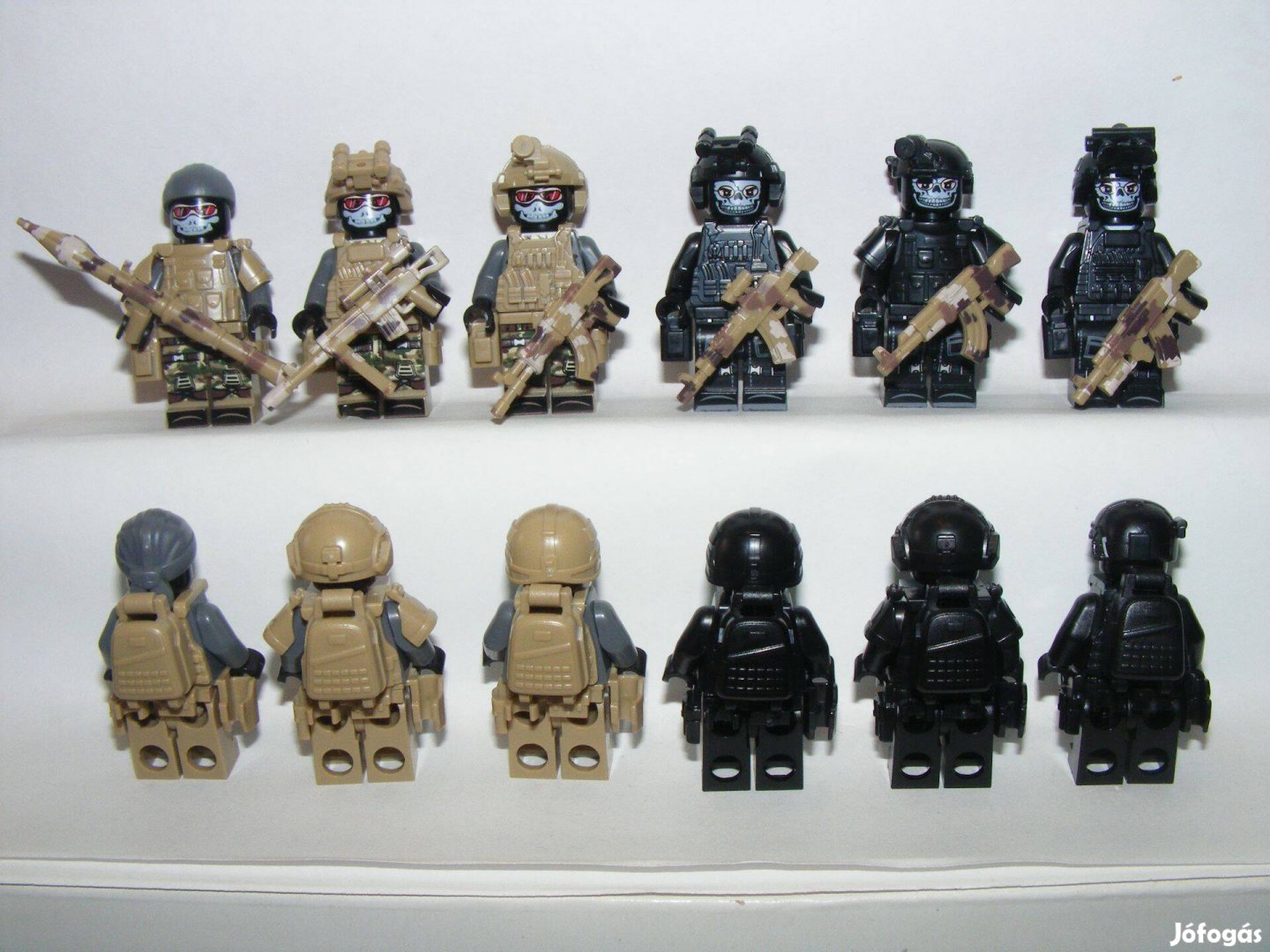 Lego SWAT Kommandós+ terrorista figurák katona Brickarms fegyver 6db
