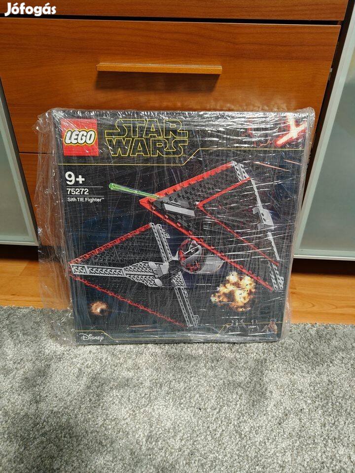 Lego Star Wars 75272- Sith TIE vadász