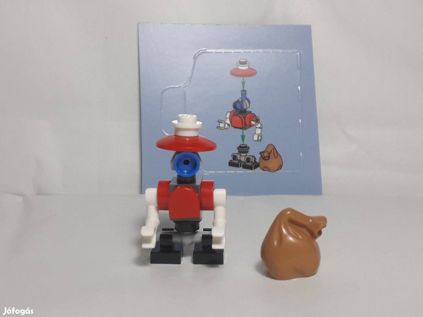 Lego Star Wars 75366 Pit Droid Holiday Outfit (Brick Built) minifigura