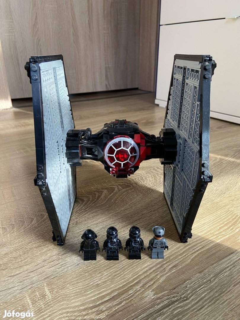 Lego Star Wars Első Rendi TIE vadászgép