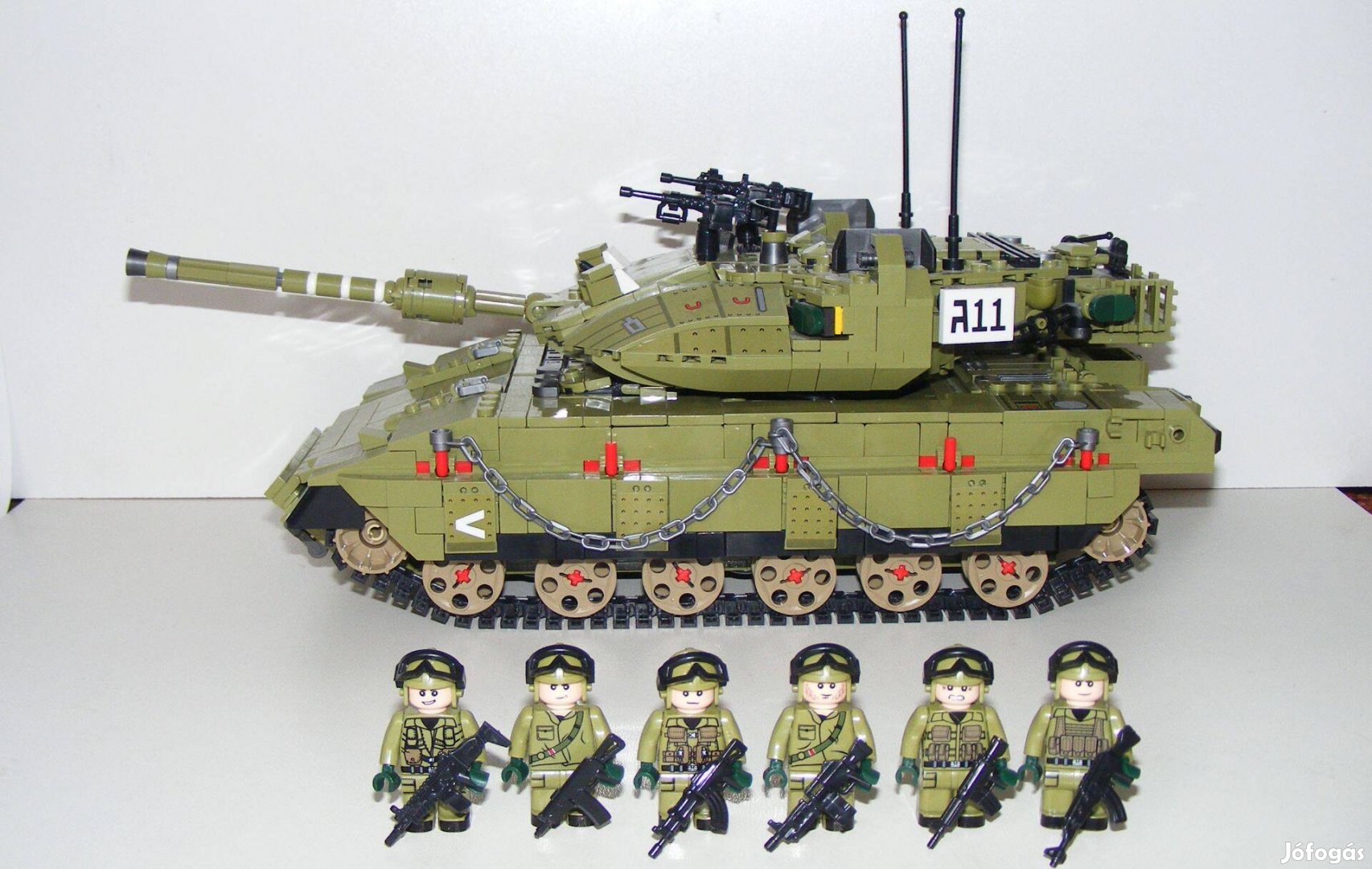 Lego Swat Modern Hadviselés Merkava Israeli tank 1750db +6 katona Új
