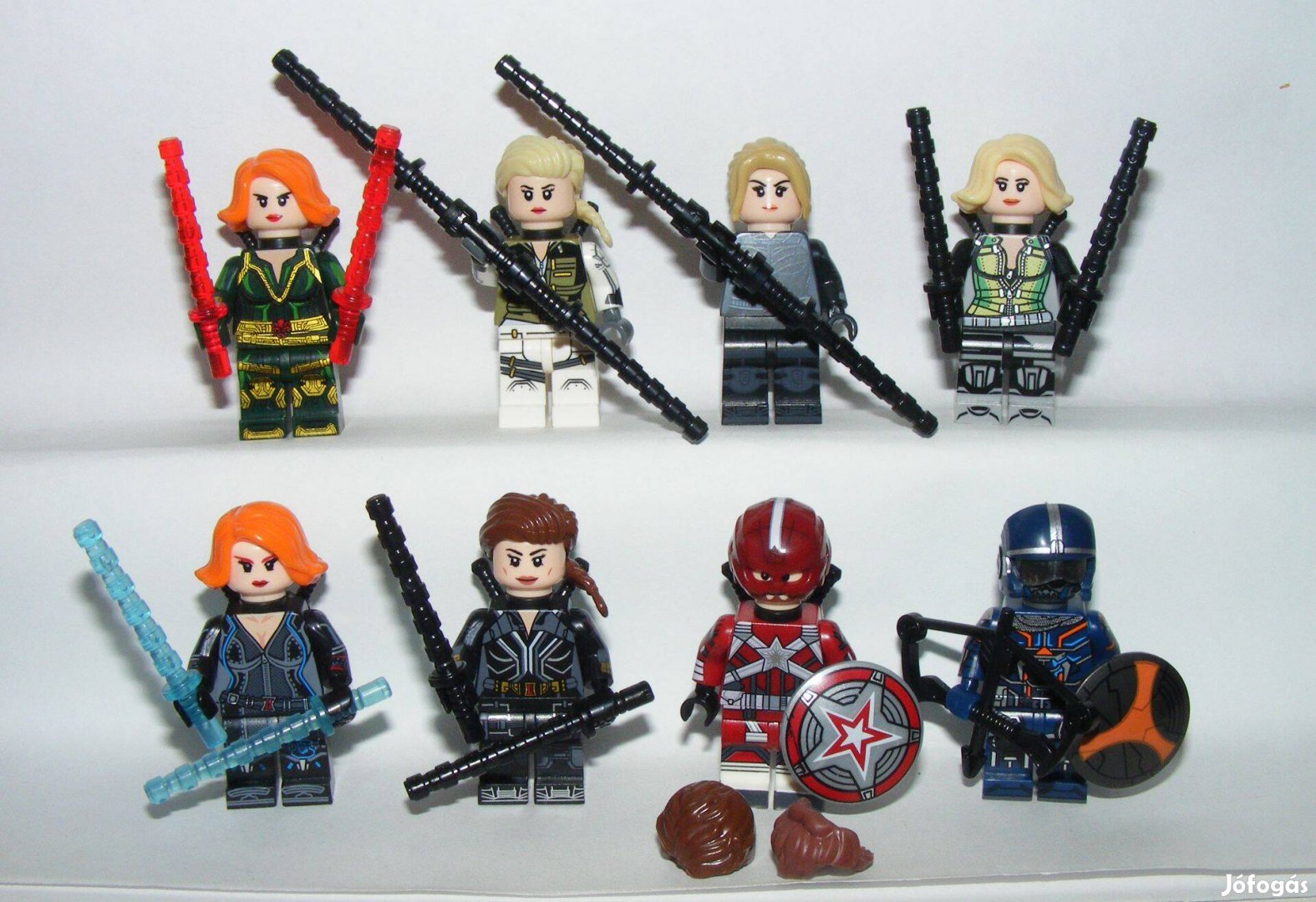 Lego Szuperhős figurák Fekete Özvegy Black Widow Vörös Őr figura 8db