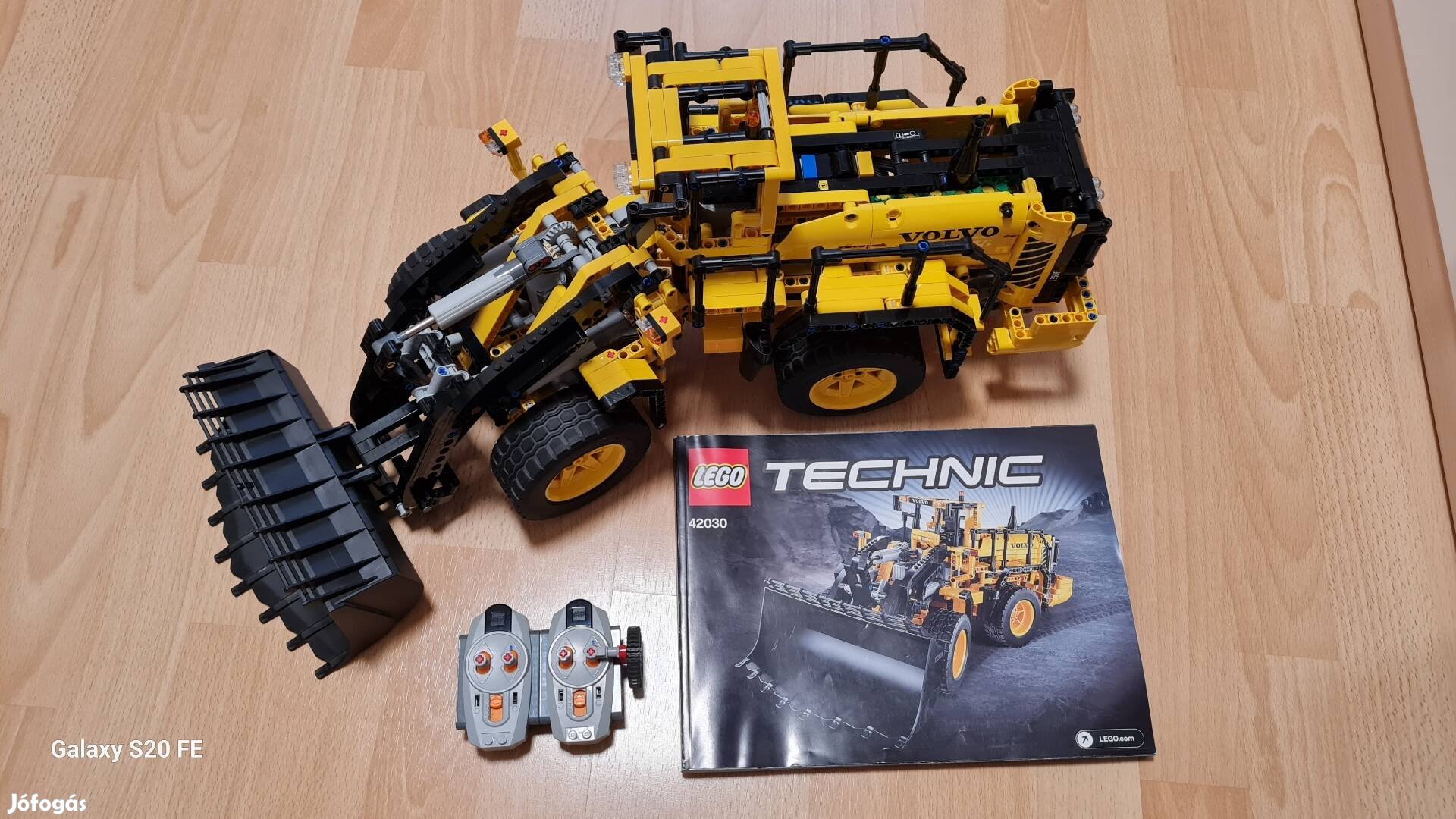 Lego Technic 42030, Volvo Markoló