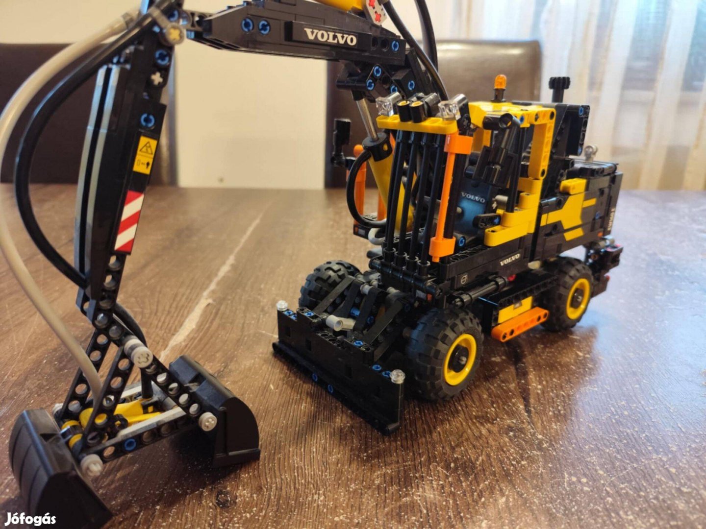 Lego Technic 42053 Volvo markoló