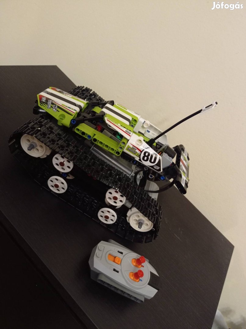 Lego Technic 42065 távirányítós lánctalpas versenyautó