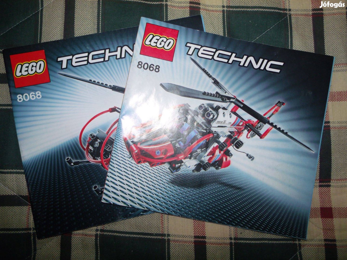 Lego Technic 8068 Mentőhelikopter csak leírás 2 füzet manuál