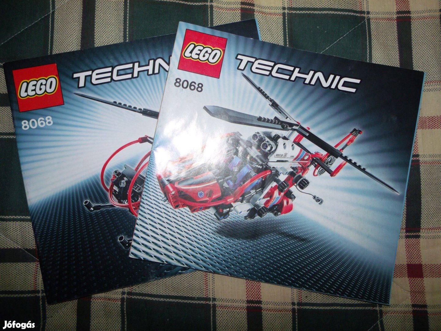 Lego Technic 8068 Mentőhelikopter csak leírás 2 füzet manuál